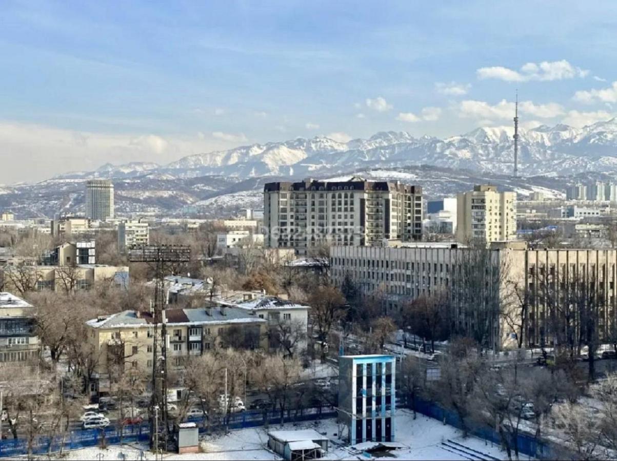 Студия Тайный Сад С Шикарным Видом На Горы Almatî Exterior foto